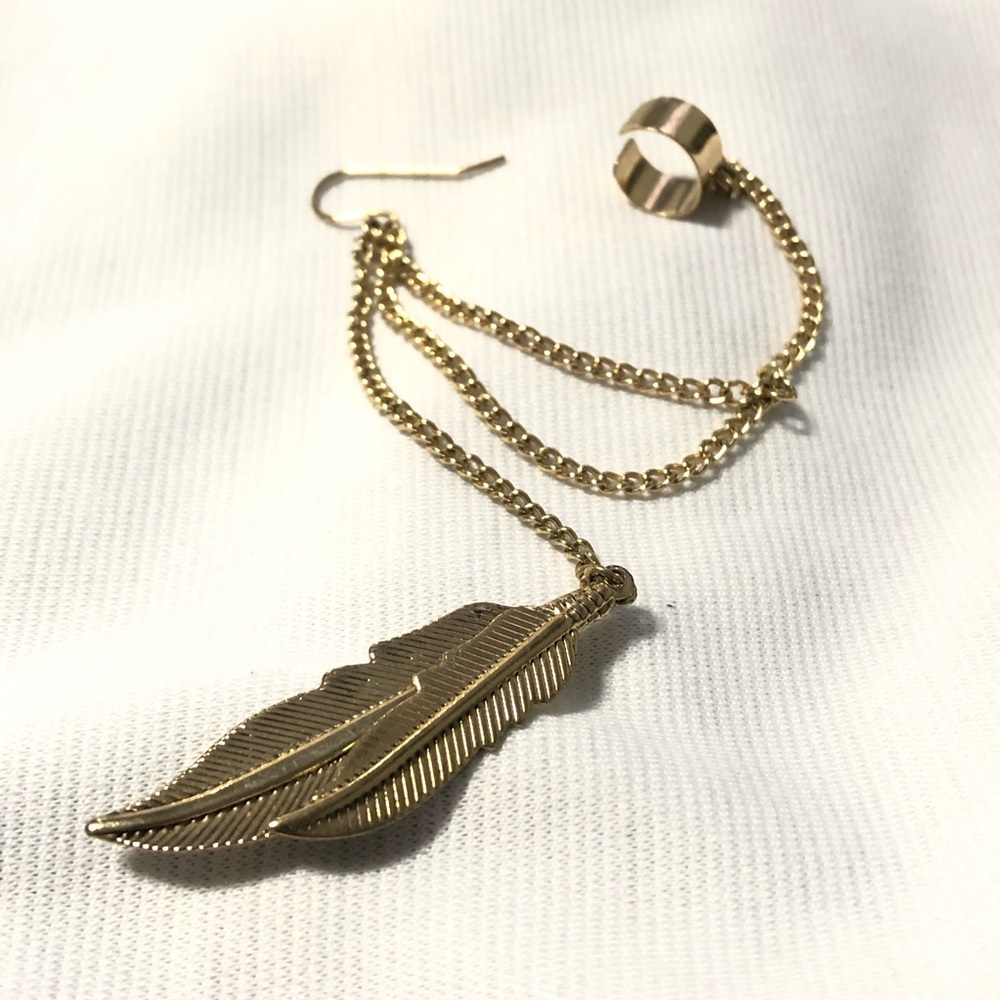 One Gold Plated Earrings with drop Leather